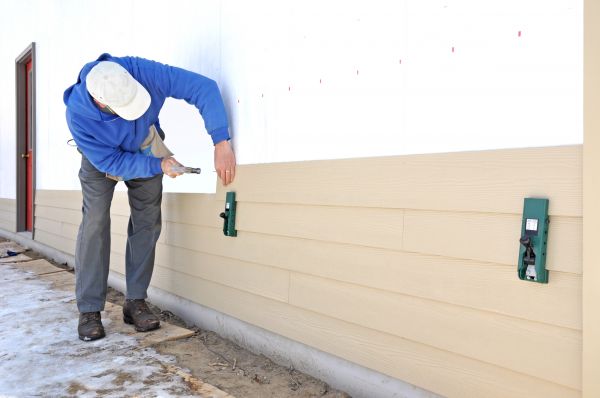 Siding Panels Installation